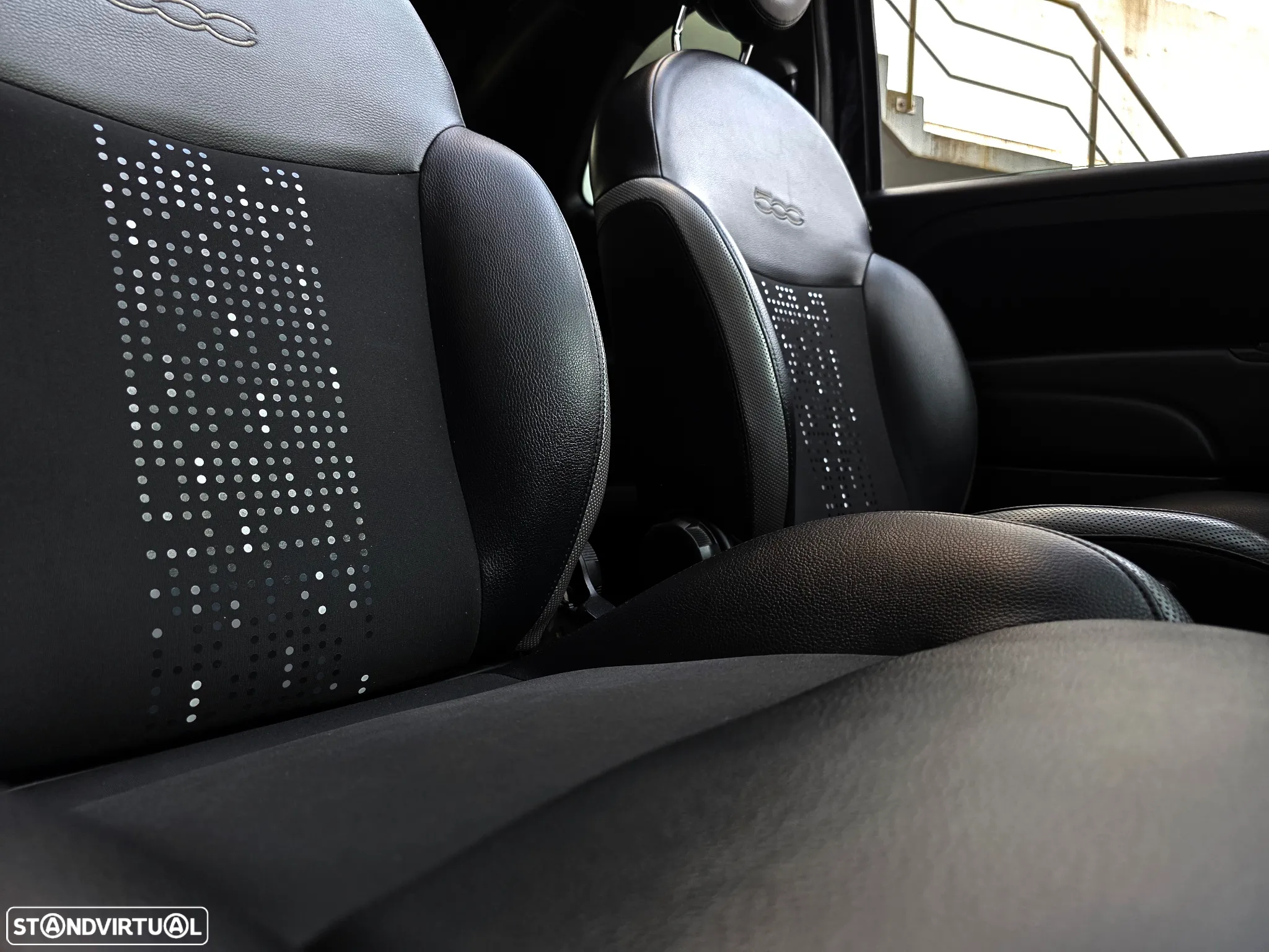 Fiat 500C 1.0 Hybrid Launch Edition - 46