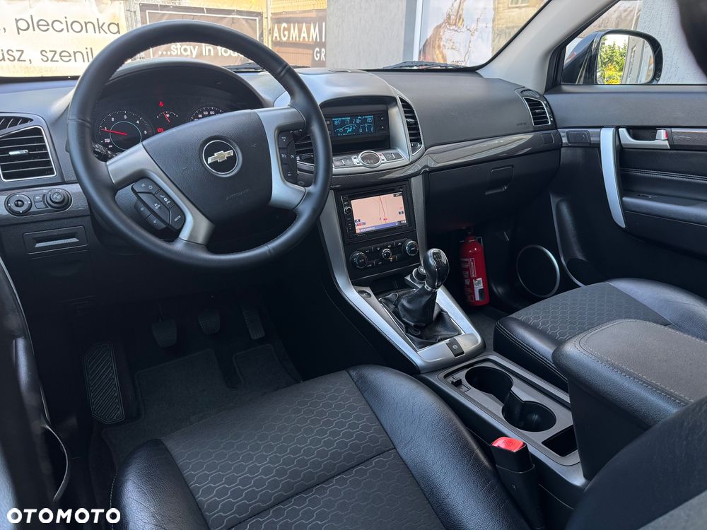Chevrolet Captiva 2.2 d LT+ FWD - 25