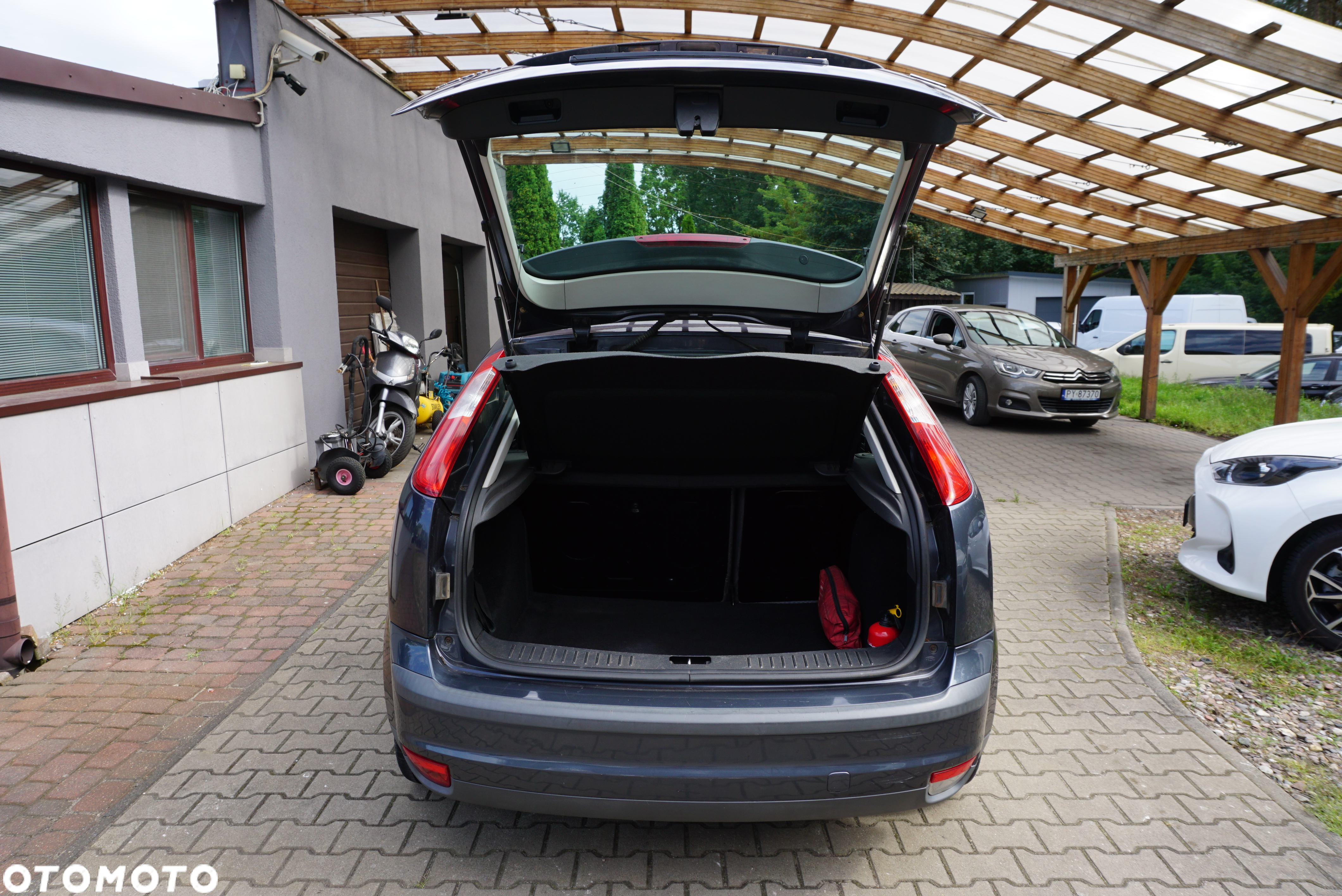 Ford Focus 1.6 TDCi Trend + - 5