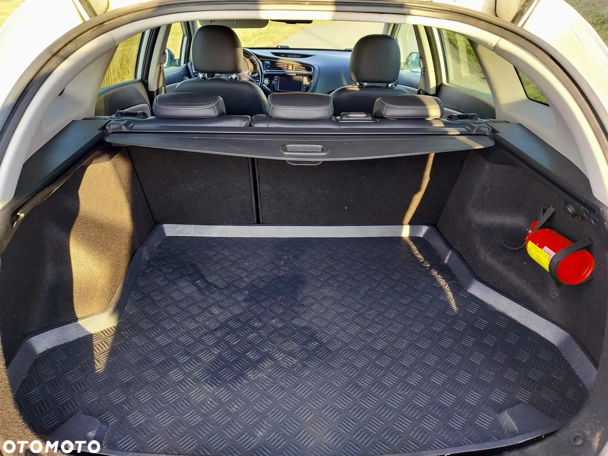 Kia Ceed - 9