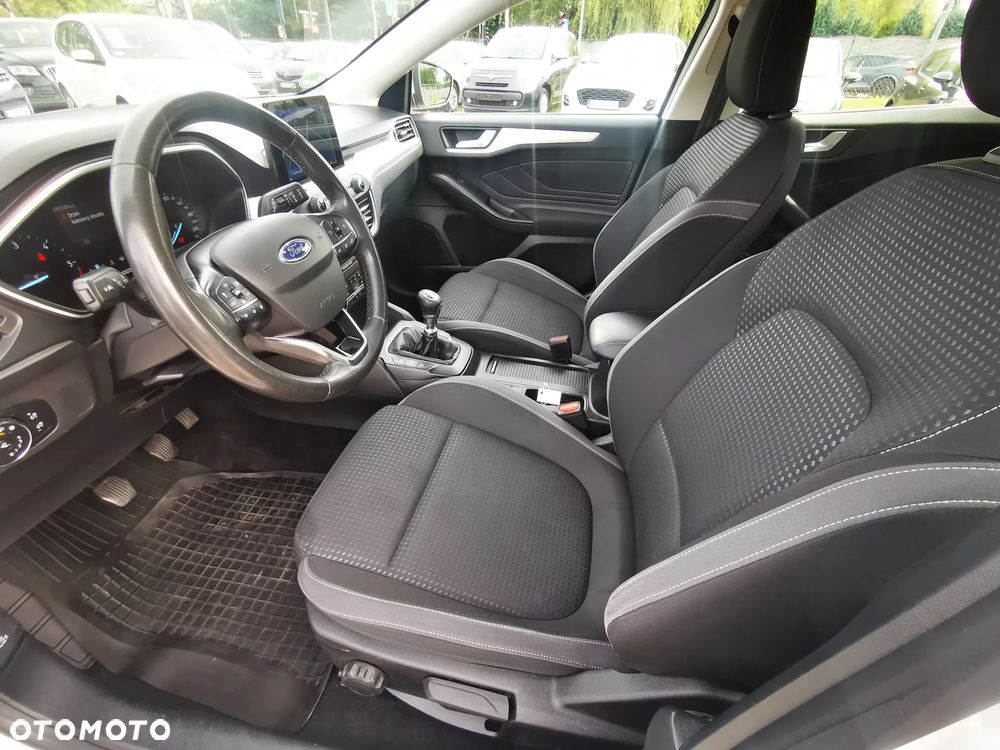 Ford Focus 1.5 EcoBlue Start-Stopp-System TITANIUM X - 12