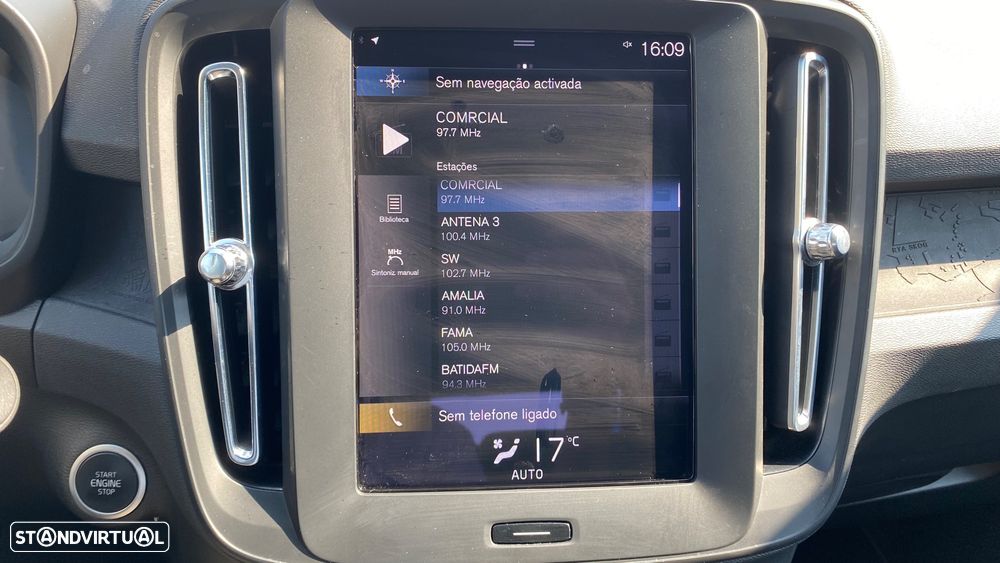 Volvo XC 40 1.5 T2 Momentum Plus - 38