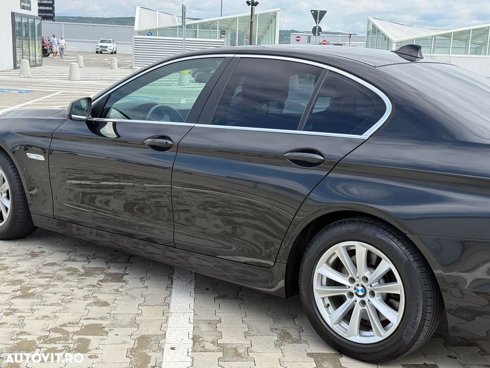 BMW Seria 5 520d - 10