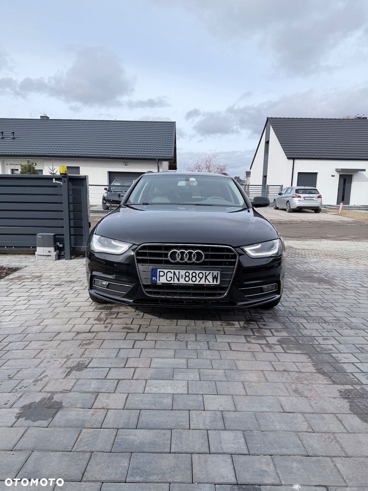 Audi A4 Avant 2.0 TDI S tronic - 1