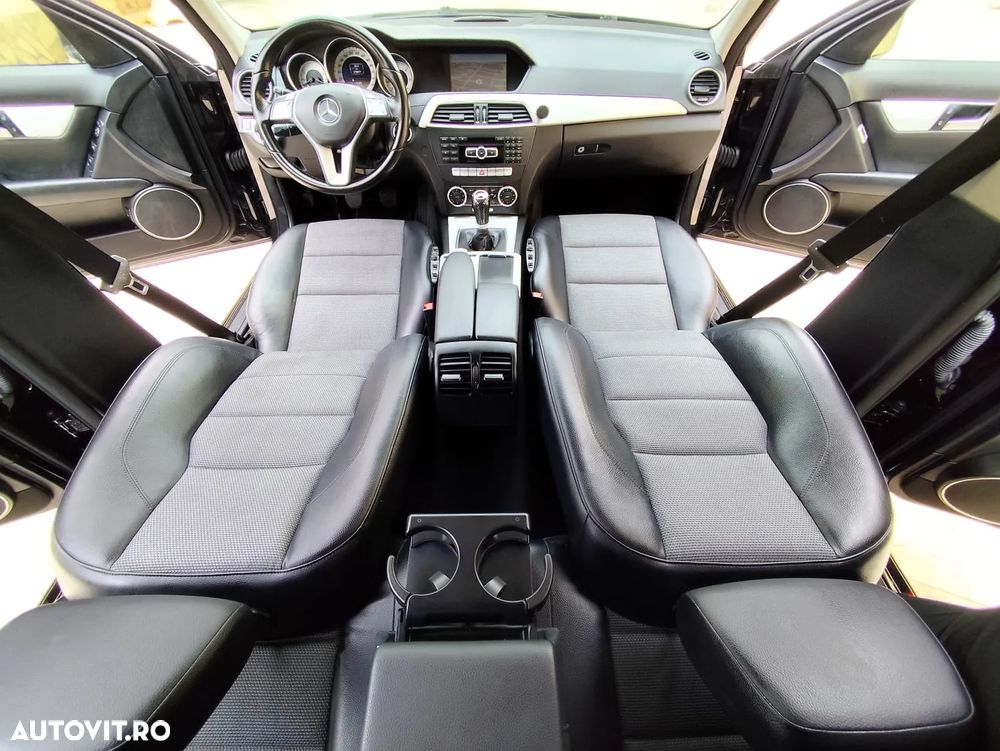 Mercedes-Benz C - 6