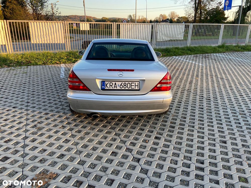 Mercedes-Benz SLK - 16