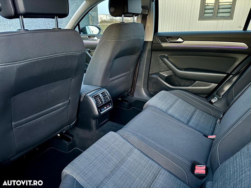 Volkswagen Passat 2.0 TDI SCR DSG Business - 8
