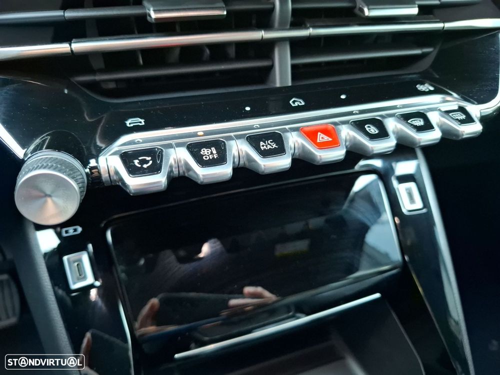 Peugeot 2008 1.2 PureTech Allure - 18