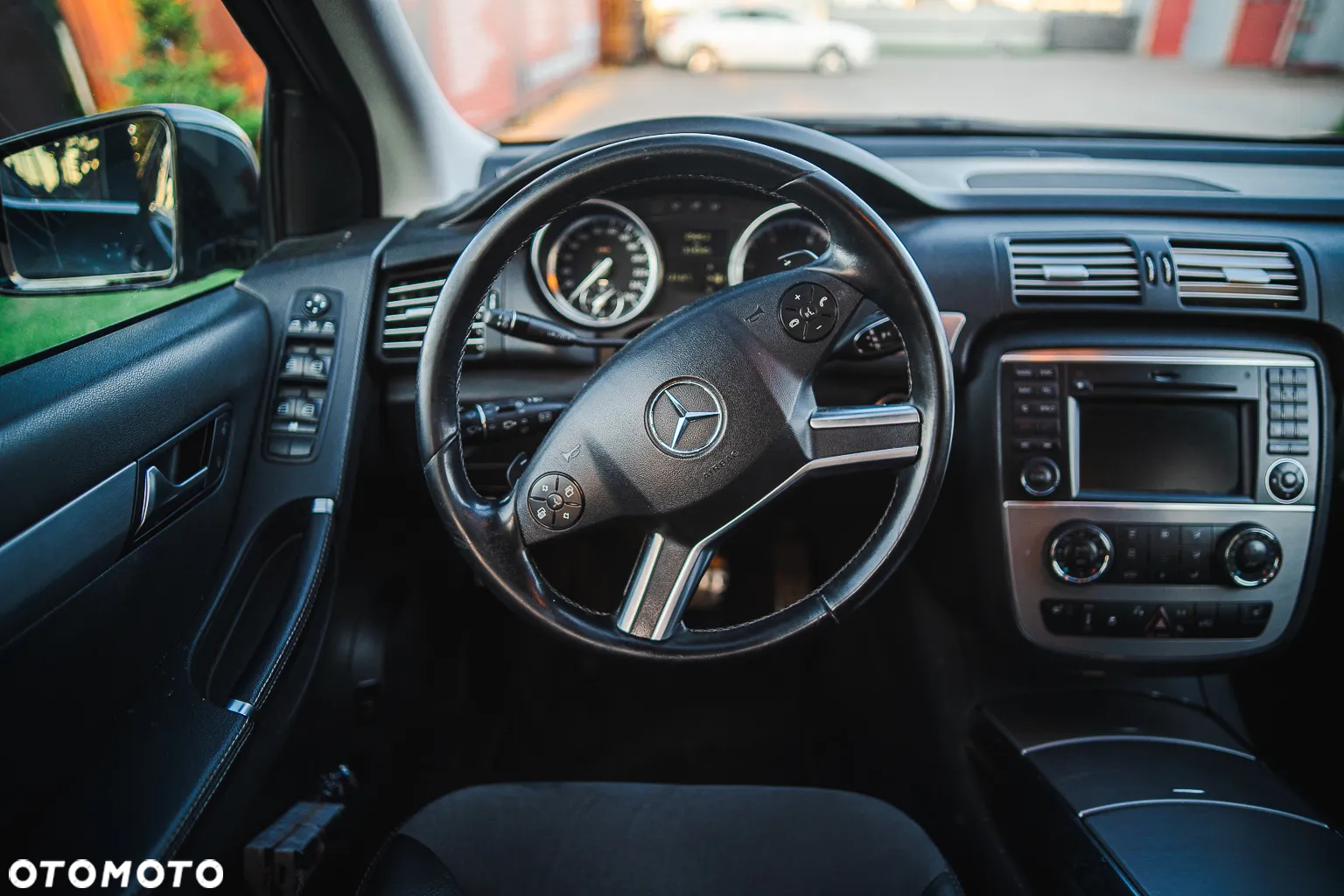 Mercedes-Benz Klasa R 350 CDI L DPF 4Matic 7G-TRONIC - 15