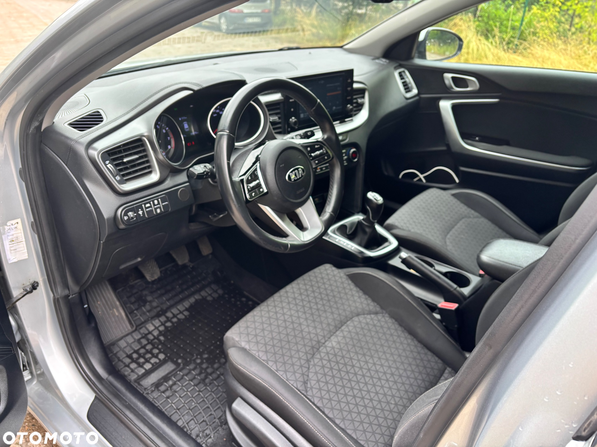 Kia Ceed 1.4 T-GDI M - 10