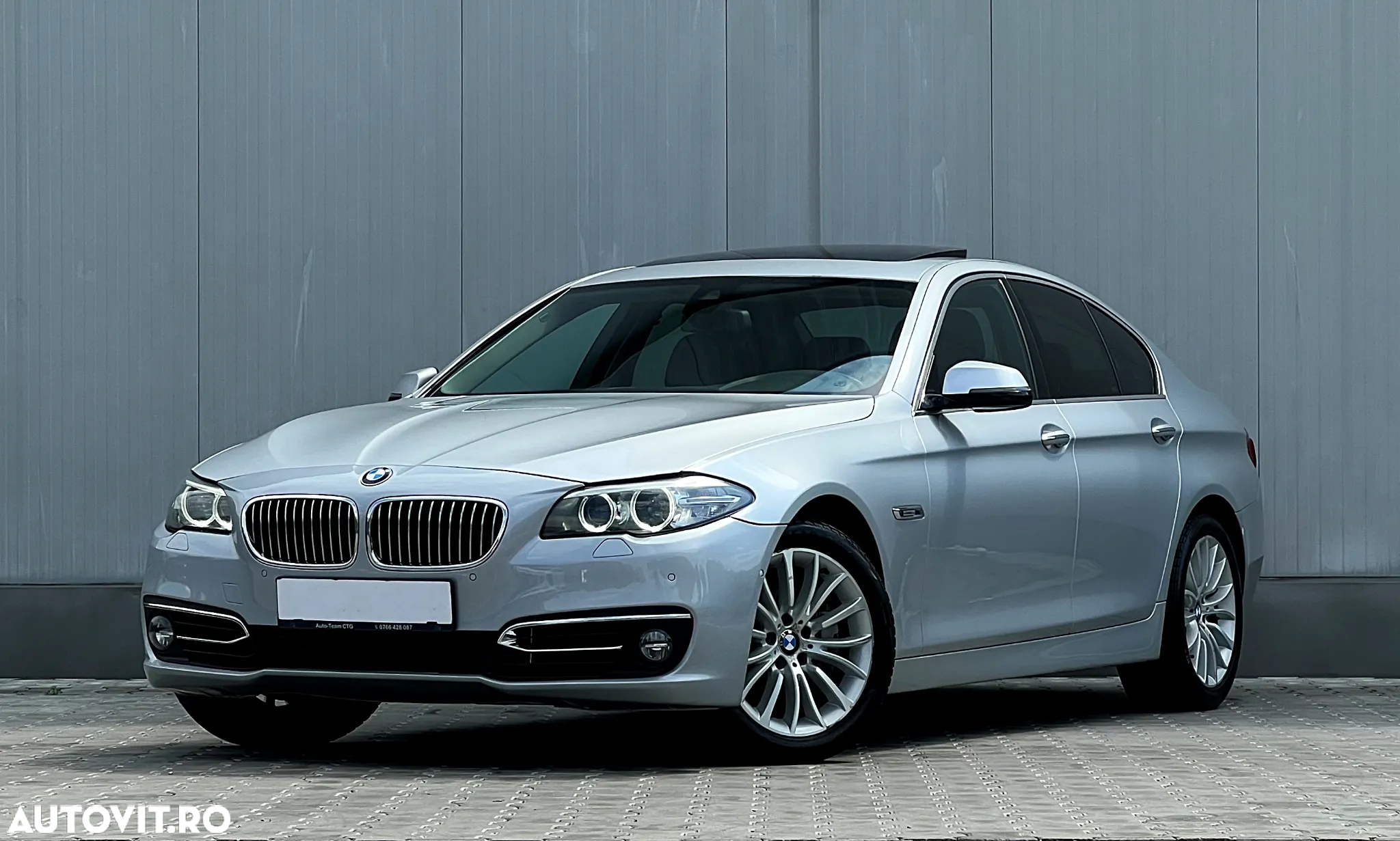 BMW Seria 5 530d xDrive - 3