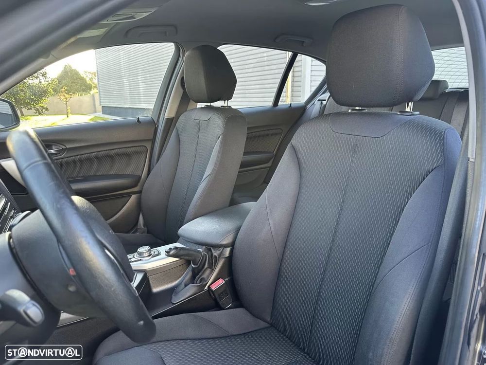 BMW 116 d EfficientDynamics Edition Sport Line - 28