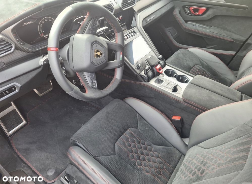 Lamborghini Urus Standard - 6