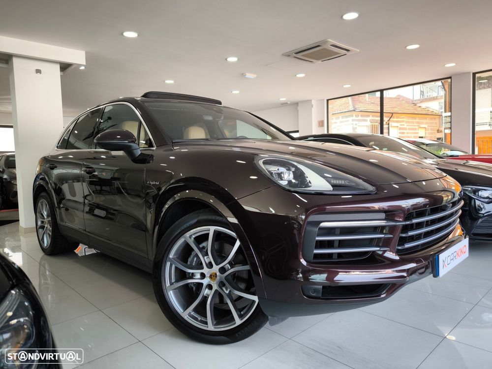 Porsche Cayenne E-Hybrid - 1