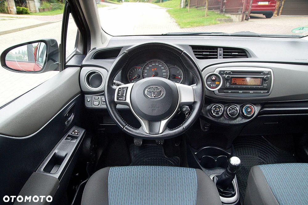 Toyota Yaris 1.0 Active - 12
