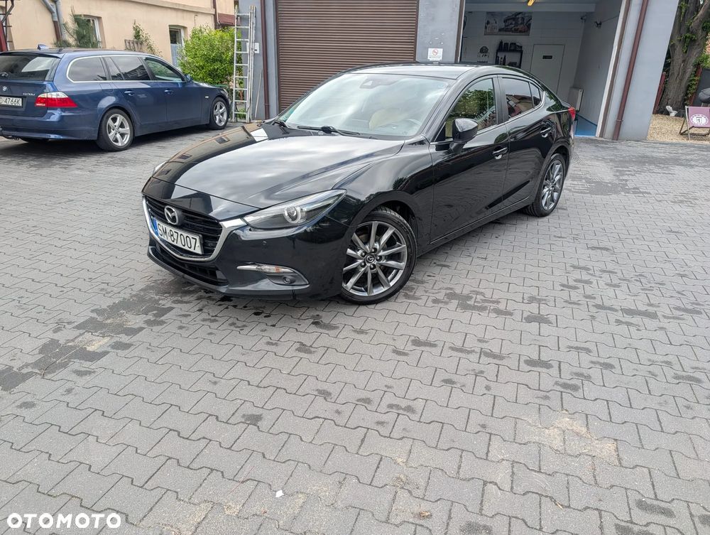 Mazda 3 - 8