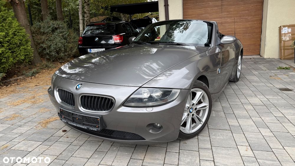 BMW Z4 2004 photo 2