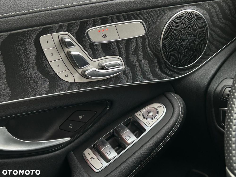 Mercedes-Benz GLC 300 d 4-Matic - 19