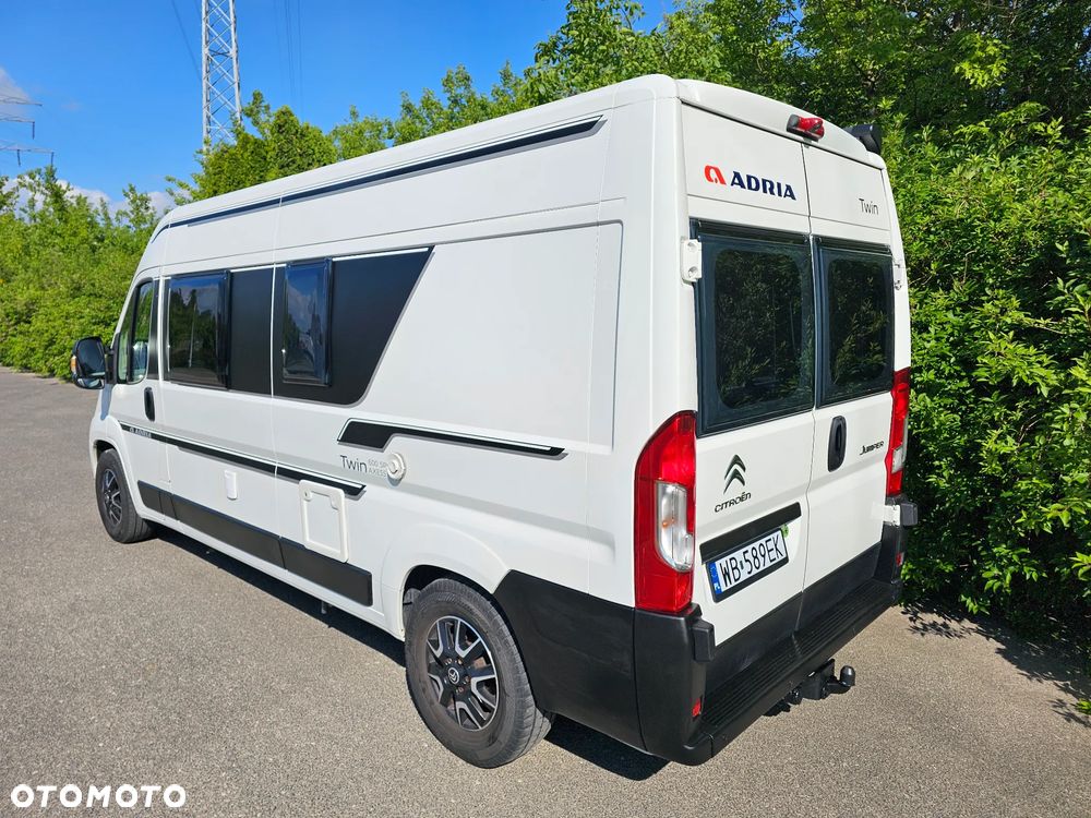 Adria TWIN 600 LUX Zimowy Hak MAX doposażony - 6