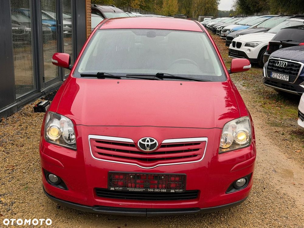 Toyota Avensis - 5