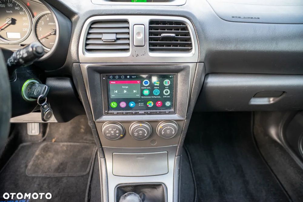 Subaru Impreza SW 2.0 RC - 35