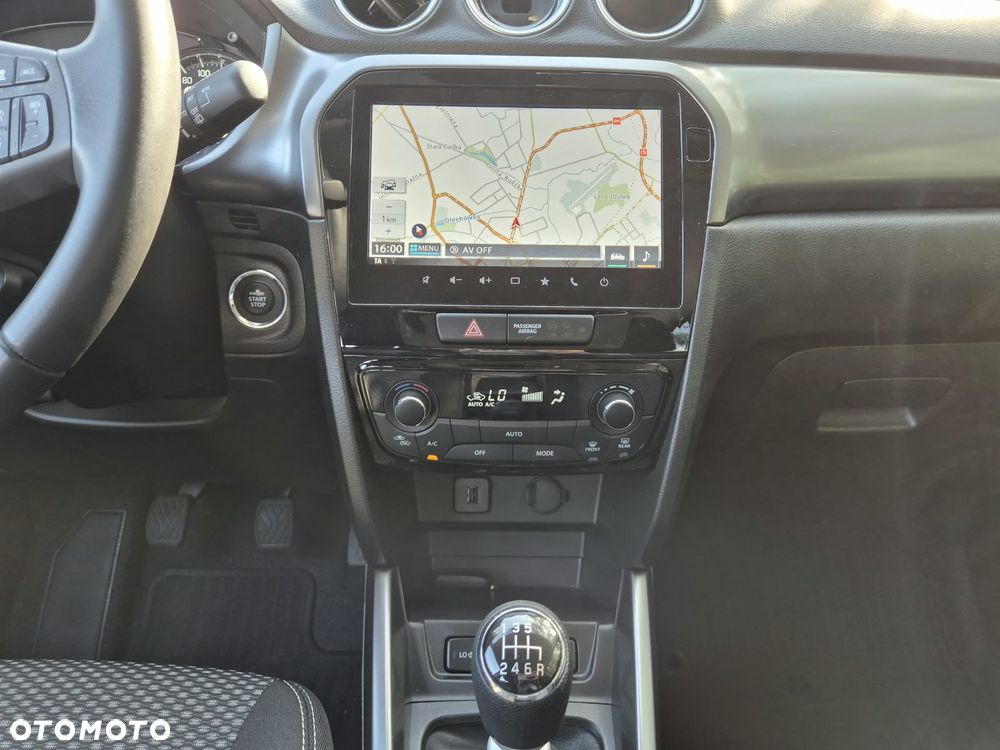 Suzuki Vitara 1.4 Boosterjet mHEV Premium Plus 2WD - 9