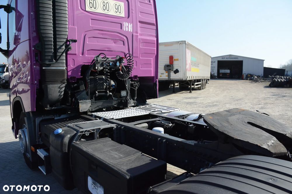 Volvo FH 500 / 2015r. / Euro 6 / 500111 km / Bardzo dobry stan / Lodówka / Świeżo sprowadzony - 11