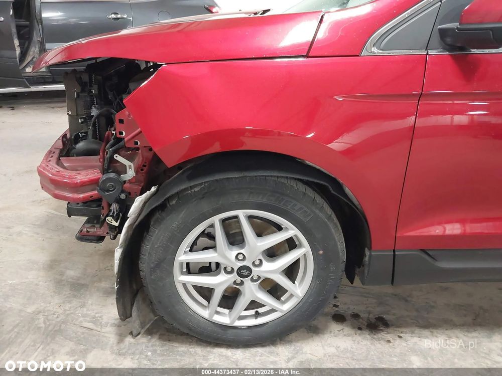 Ford Edge - 17