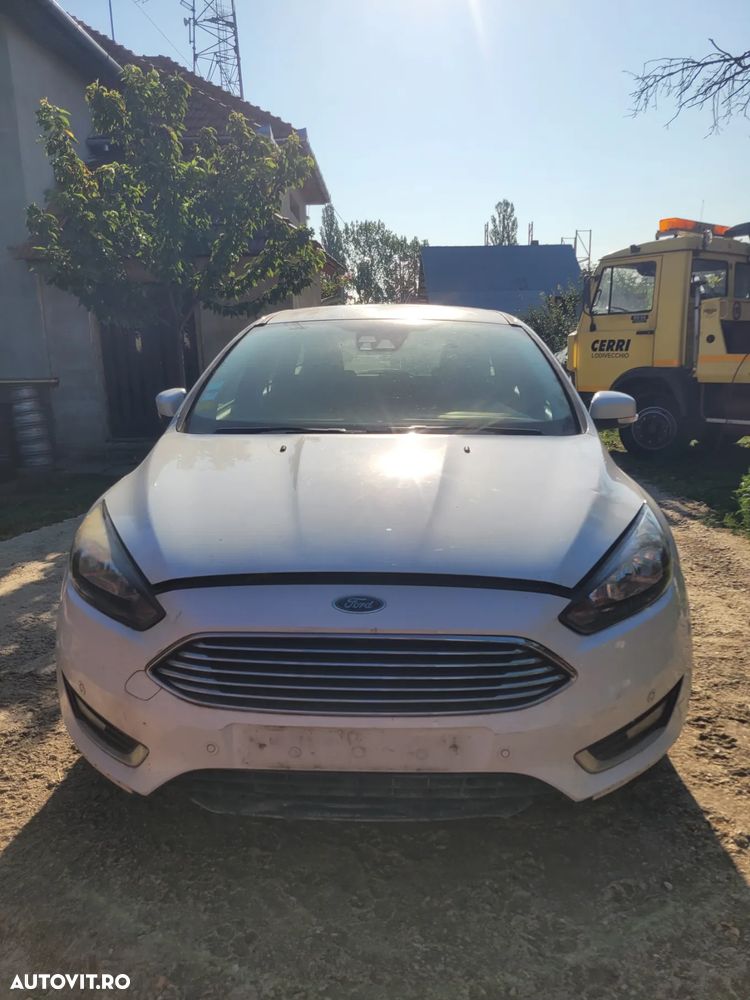 Dezmembrez ford focus ,1.5l d ,an 2017 - 1