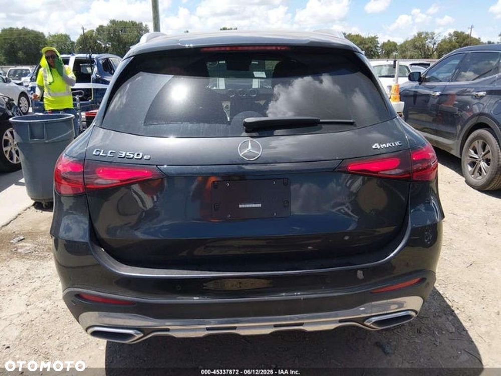 Mercedes-Benz GLC - 4