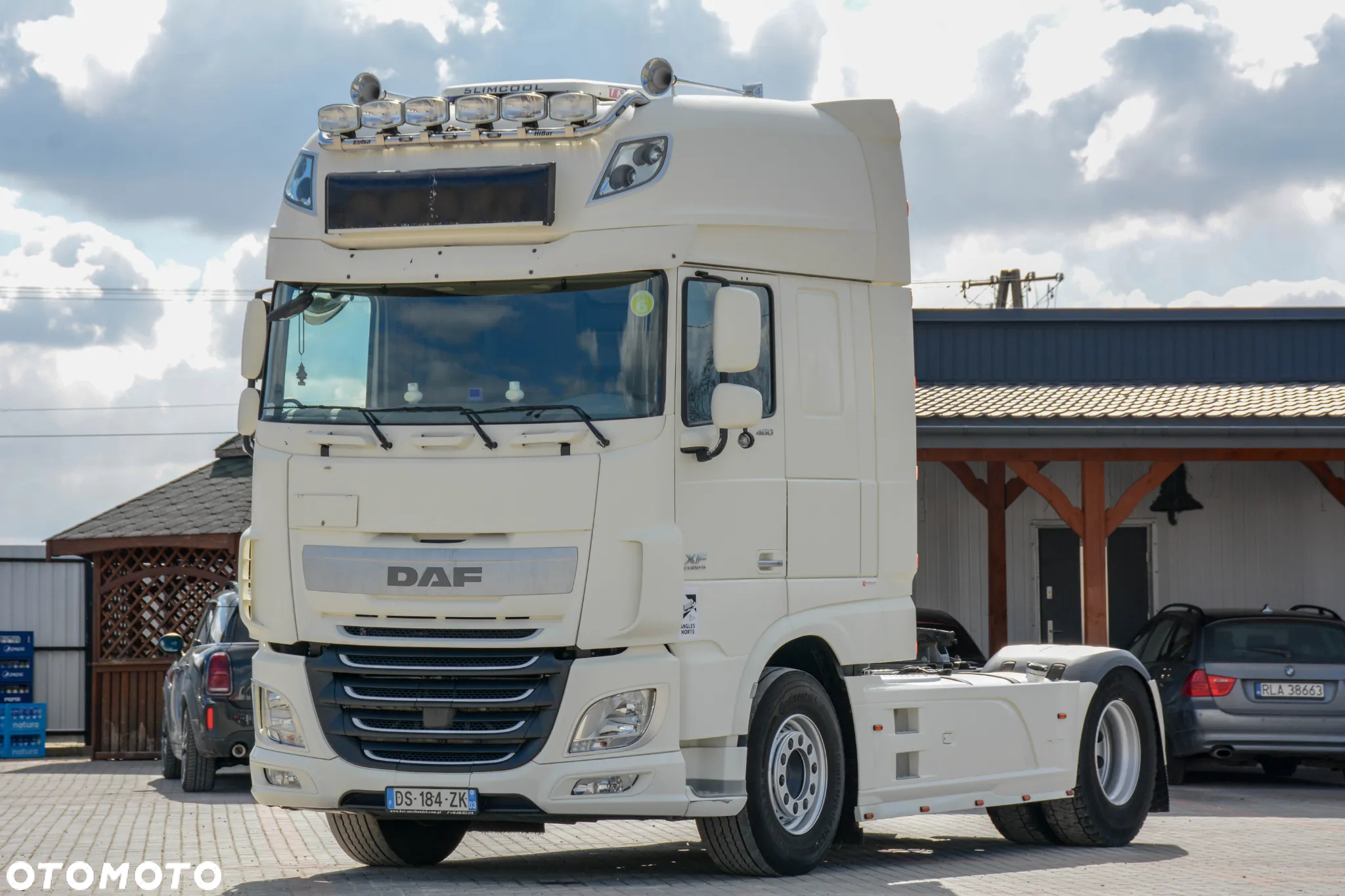DAF XF 106.460 / 2015 / Euro 6 / Najwyższa kabina / Retarder / Klima - 3