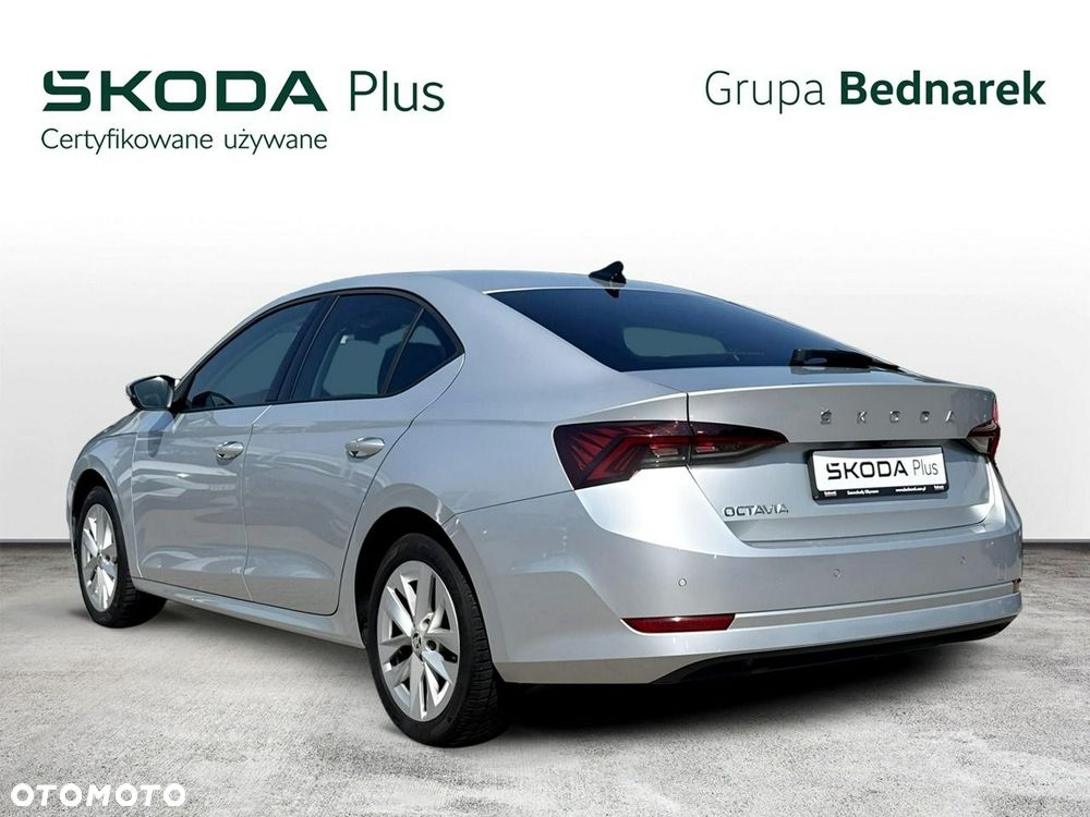Skoda Octavia 2.0 TDI Ambition DSG - 3