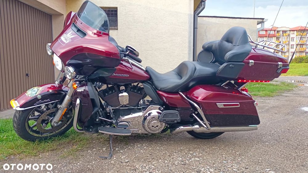 Harley-Davidson Touring Road Glide - 2