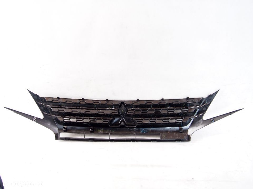 Mitsubishi Space Star 20r Atrapa grill 2020 - 6