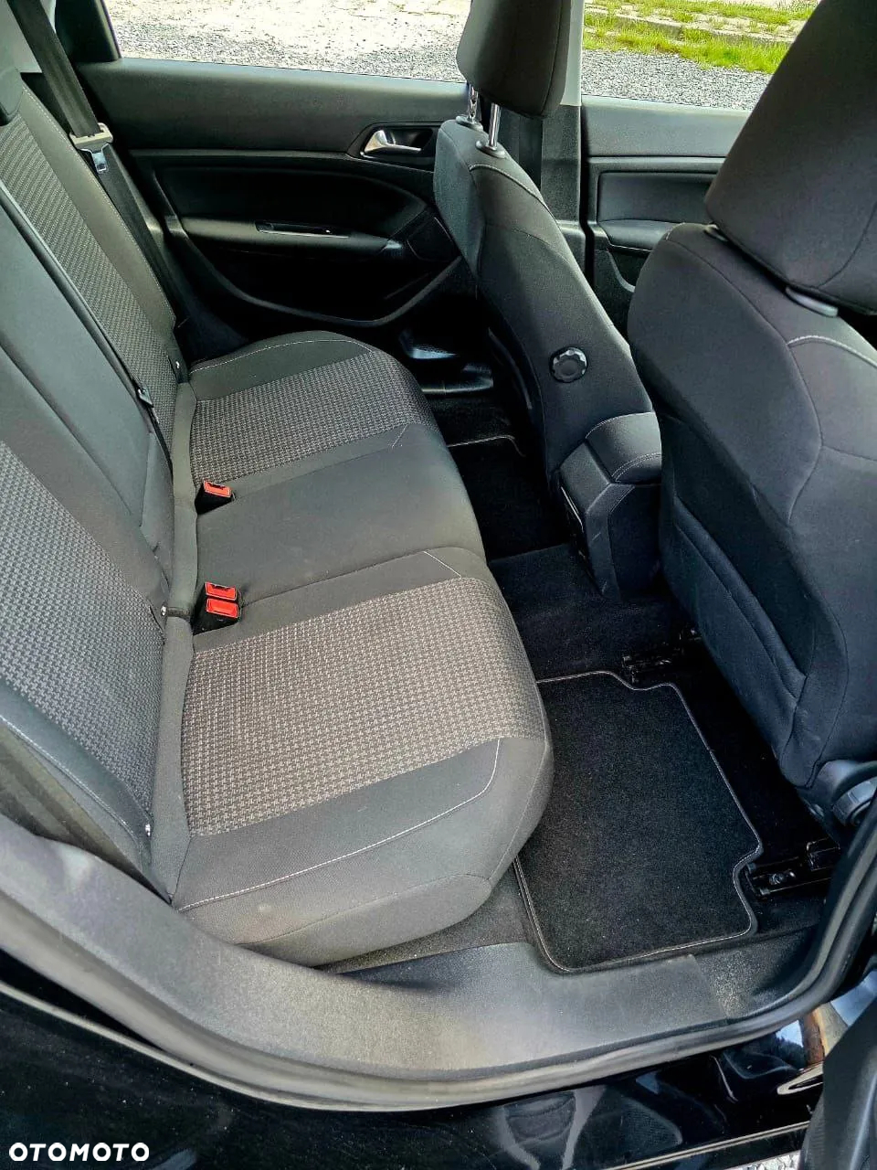 Peugeot 308 SW PureTech 130 EAT6 Stop & Start Active - 12