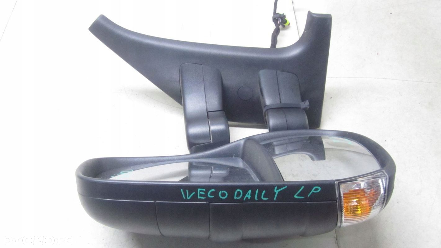 IVECO DAILY IV LUSTERKO LEWE 7+4 PIN 06- - 2
