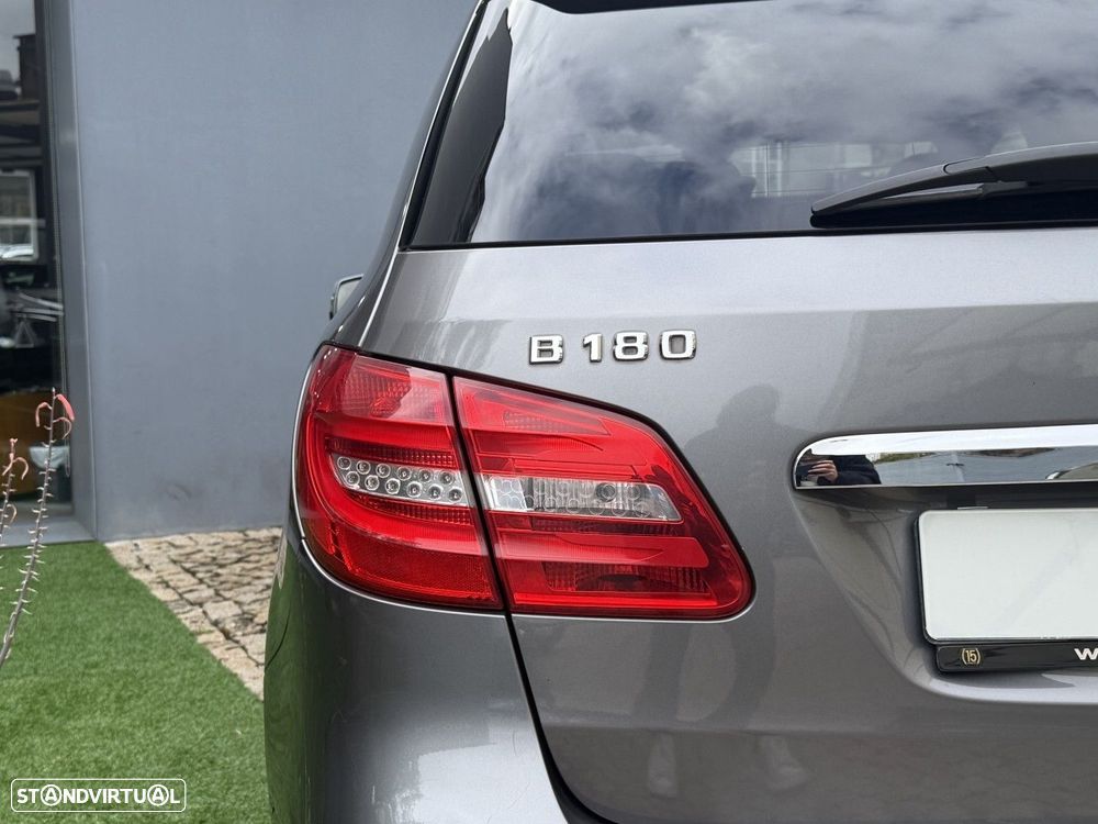 Mercedes-Benz B 180 CDI BlueEFFICIENCY - 17