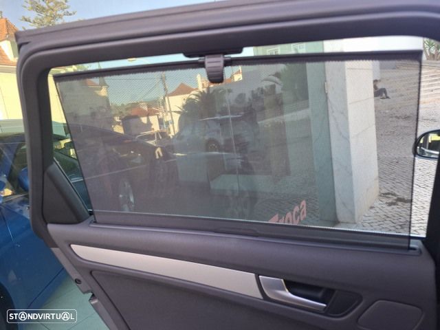 Audi A4 Avant 2.0 TDI Advance - 35