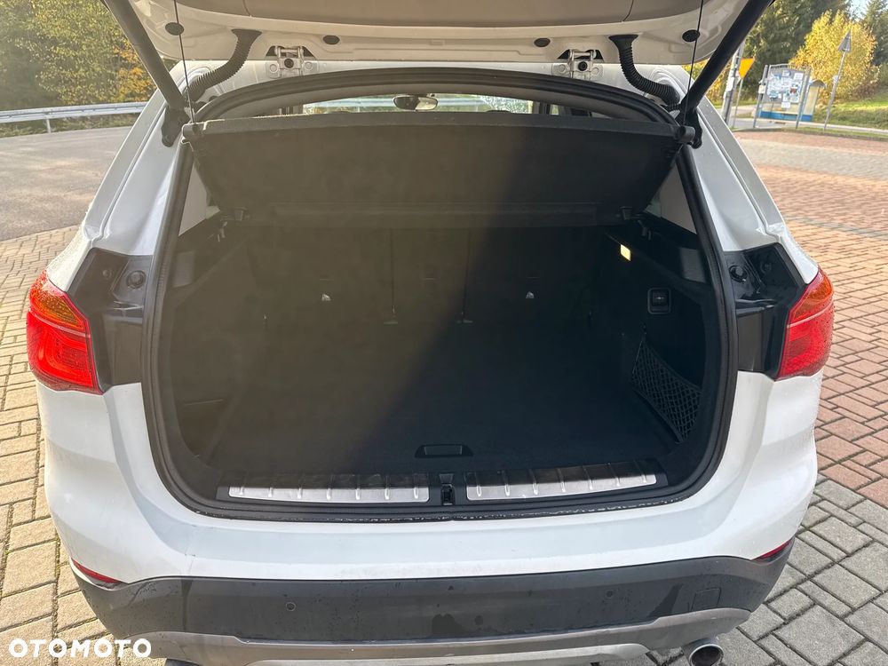 BMW X1 sDrive20d - 19