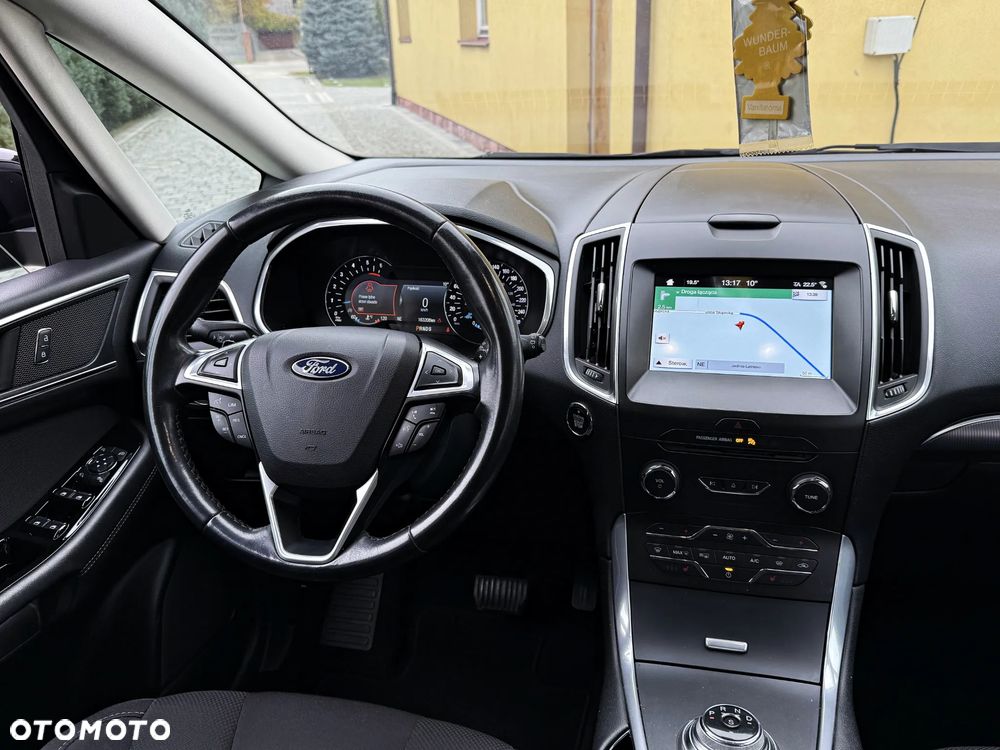 Ford S-Max 2.0 EcoBlue Titanium - 4