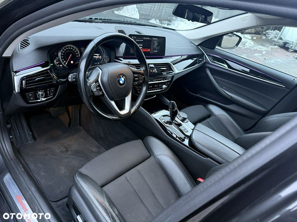 BMW Seria 5 520d Sport - 7