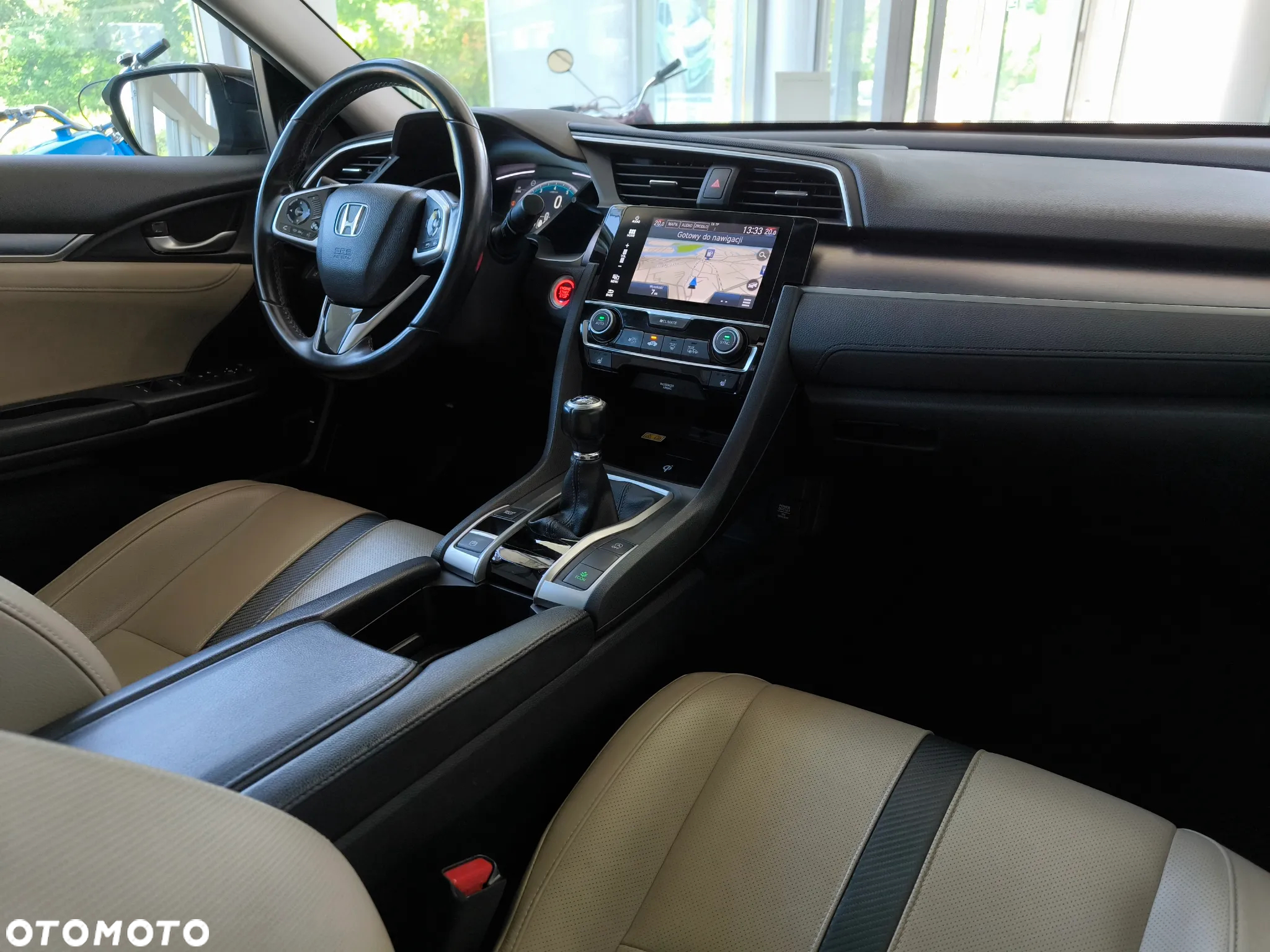 Honda Civic 1.5 T Executive - 17