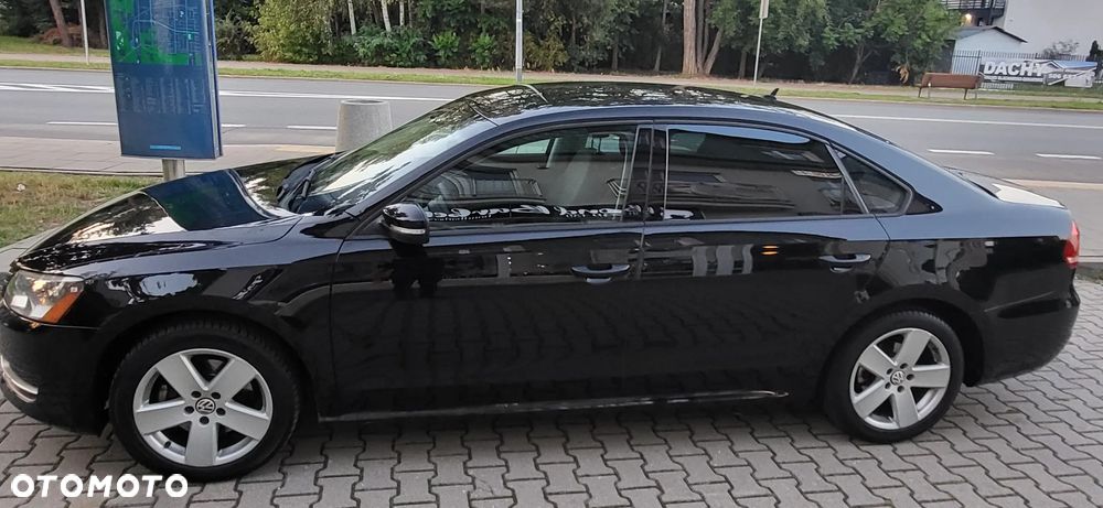 Volkswagen Passat - 8