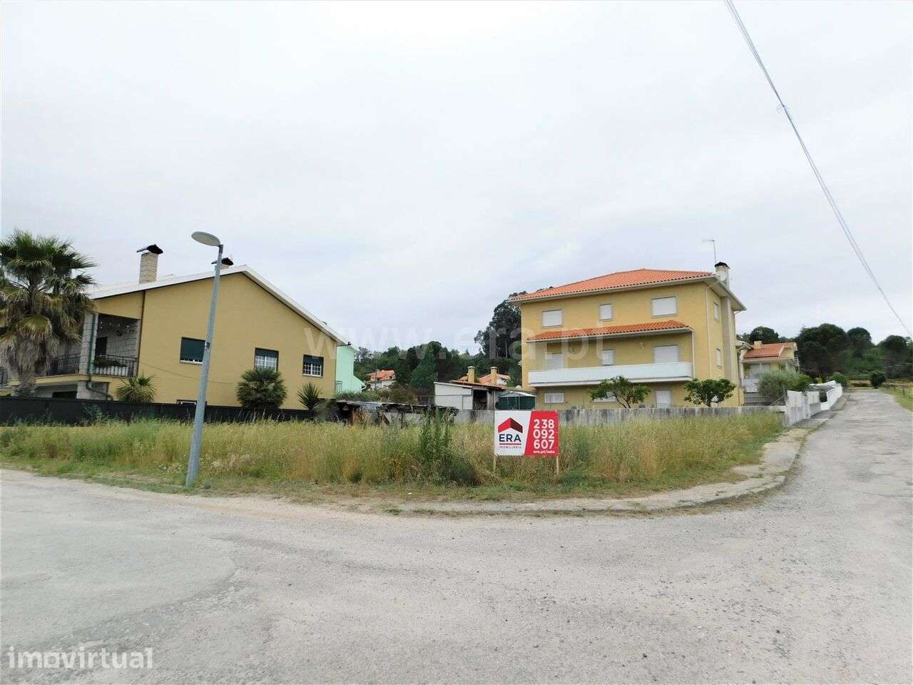 Lote / Seia, Santa Comba - Grande imagem: 2/10