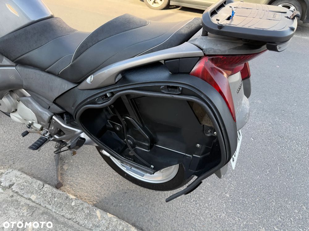 Honda NTV - 23