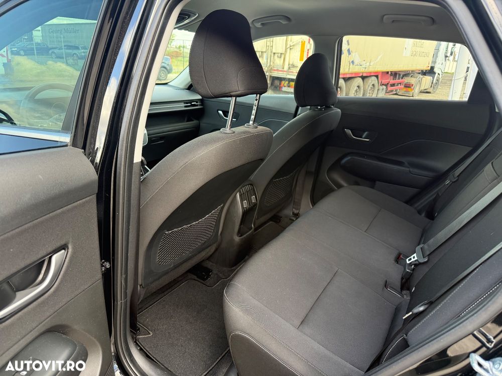 Hyundai KONA BEV 156 CP 48.4 kWh Premium - 13