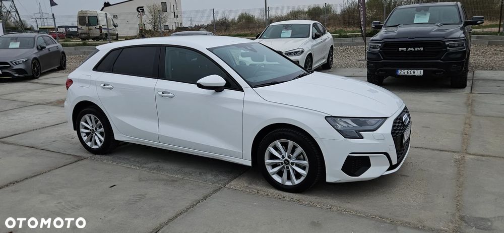 Audi A3 Sportback 30 TFSI mHEV S tronic - 9