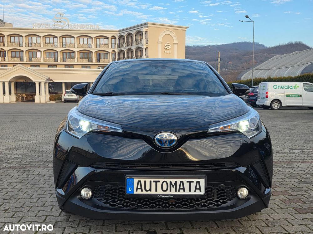 Toyota C-HR Hybrid Club - 35