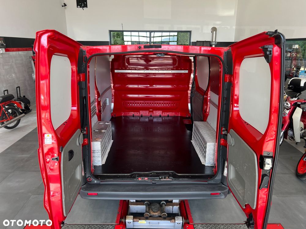 Renault Trafic - 21