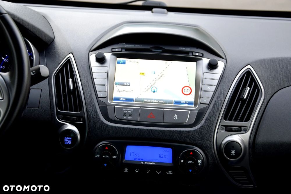 Hyundai ix35 1.6 GDI Premium 2WD - 24